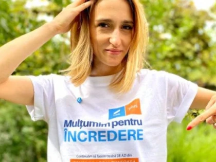 A vrut să facă pe deșteapta și s-a făcut de râs în toată țara: o consilieră USR din Timișoara, la supremul penibil