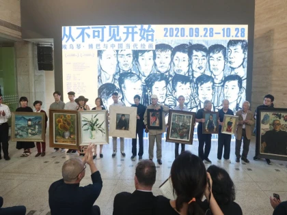 Academia de Artă a Chinei a organizat o expoziție a pictorului Eugen Popa, din Săvârșin, la 60 de ani de la întemeierea picturii contemporane chineze
