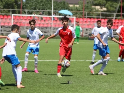 Academia UTA a debutat în noul sezon: victorii pentru cei mici și egal cu rivala Poli, în Liga de Tineret!