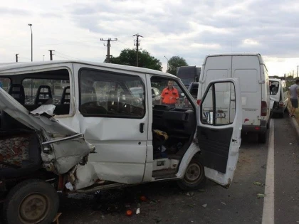 ACCIDENT CU CINCI MASINI LA IESIREA DIN VLADIMIRESCU SPRE DEVA
