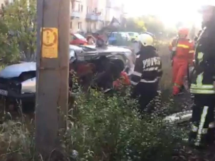 Accident cu patru morți, în Vestul țării. O maşină a fost lovită de un tren de marfă