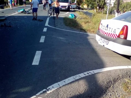 Accident cu şase victime, pe un drum din Arad (FOTO)