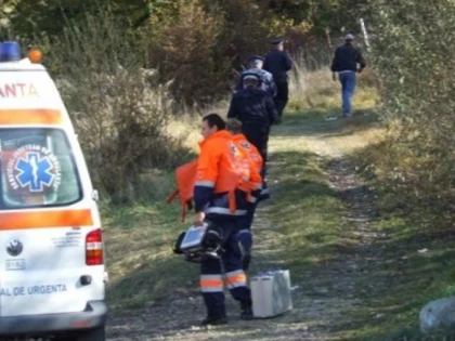 Accident de motocicletă în pădure, la Șiria. Un cetățean maghiar a fost grav rănit