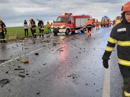 Accident grav pe DN7, în apropiere de Pecica. O femeie a decedat