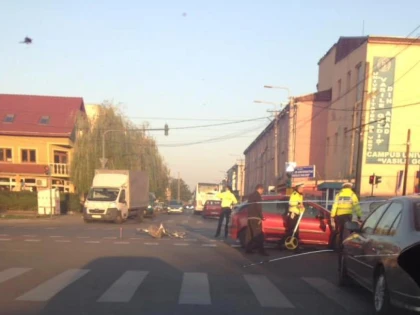 Accident în Confecţii. Un biciclist a fost grav lovit