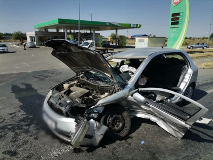 Accident în Vladimirescu. Două persoane au ajuns în spital