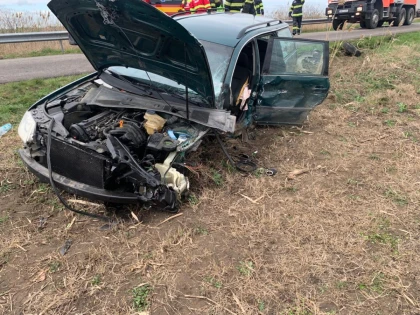 Accident între Iratoșu și Variașu Mic. Șase persoane au ajuns la spital