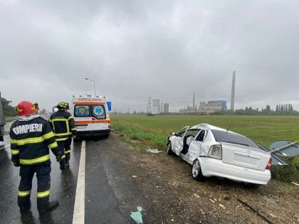 Accident pe Centura Aradului, cu o persoană încarcerată