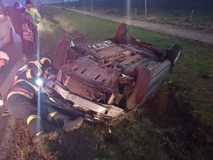 Accident pe centura Ineului. O femeie a ajuns la spital