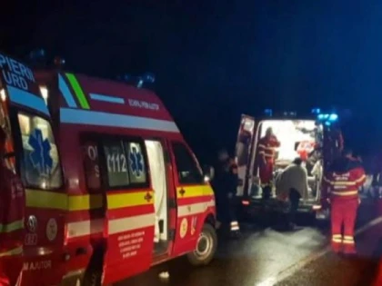 Accident pe DN 7 Deva-Arad. Un om a murit și 23 au fost răniți