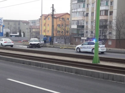 Accident pe podul din Micălaca (FOTO)