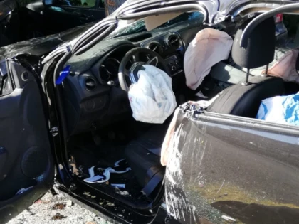 Accident pe strada Mioriței: două persoane au ajuns la spital