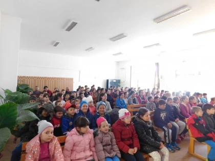 „Actele agresiv-violente și criteriile morale ale relaționalității între tineri”, seminarii derulate la Școala Gimnazială din Seleuș