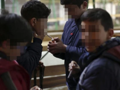 Acțiune a polițiștilor arădeni pentru prevenirea fumatului în școli