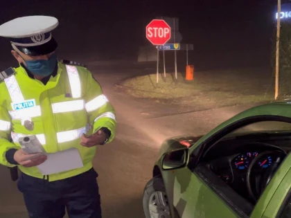 Acțiune a polițiștilor pe raza orașului Ineu