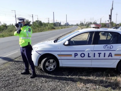 Acțiune cu efective mărite, pe D.N. 79. Peste 150 de șoferi au fost amendați