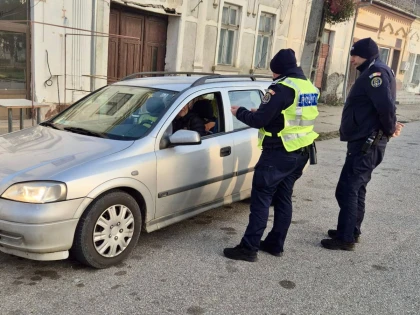 Acțiune preventivă desfășurată de polițiștii din Beliu
