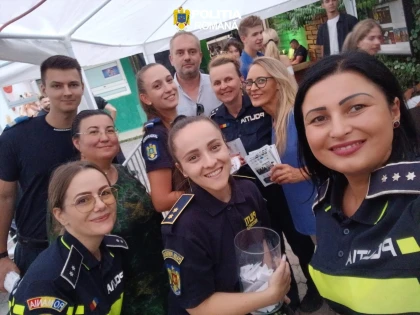 Acțiuni de prevenire a traficului de persoane, organizate de polițiștii arădeni