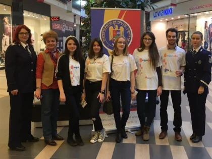 ACTIUNI DE PREVENIRE LA ATRIUM MALL, DE ZIUA INTERNATIONALA A SIGURANTEI PE INTERNET