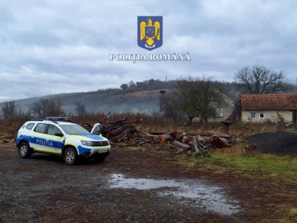 Acțiuni preventive ale polițiștilor arădeni în tot județul. Au fost verificate sute de persoane și s-au dat zeci de amenzi