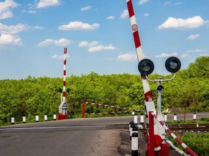 Acțiuni preventive, în municipiu și județ. Au fost vizați șoferii care nu opresc la trecerea cu calea ferată