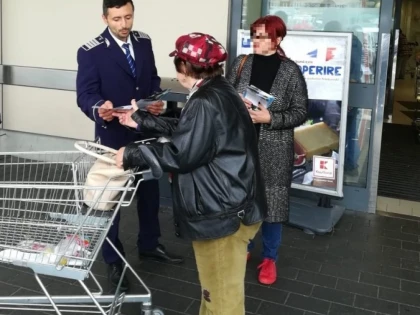 Activități de informare a locuitorilor din Vlaicu, în cadrul „Săptămânii Prevenirii Criminalității”