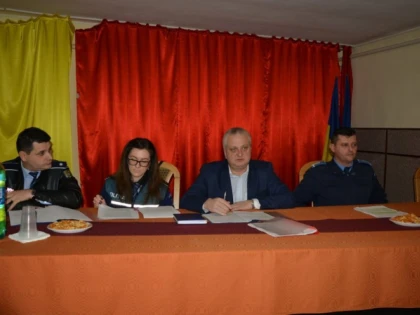 Activități pentru prevenirea violenței în sport, la sediul Jandarmeriei Arad
