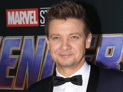 Actorul Jeremy Renner, în stare critică după ce s-a accidentat grav în timp ce curăţa zăpada