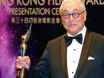 Actorul Kenneth Tsang a fost găsit mort într-un hotel de carantină