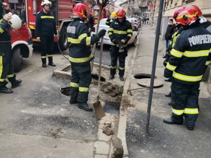 Acumulare de gaze, urmată de explozie pe strada Unirii