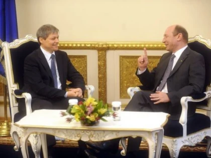 ACUZATII ULUITOARE CE II VIZEAZA PE TRAIAN BASESCU SI DACIAN CIOLOS