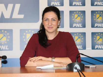 ADINA DUMITREAN (PNL): NOUA LEGE A ADOPTIILOR ESTE UN ACT NORMATIV EXTREM DE NECESAR