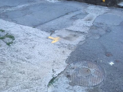 Administraţia Falcă, acuzată de asfaltări tot mai proaste