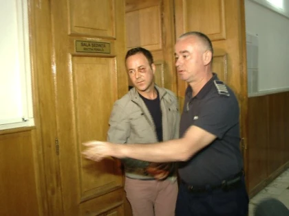 Adrian Buleu, bărbatul care l-a ucis pe omul de afaceri Abel Apostol, va fi eliberat condiţionat