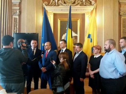 Adrian Todor: ”La comanda lui Gheorghe Falcă, PNL şi UDMR adâncesc criza gunoaielor”