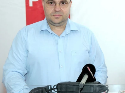 ADRIAN TODOR (PSD): ”SINGURA REALIZARE A RECONS ESTE ELOGIEREA PRIMARULUI ”