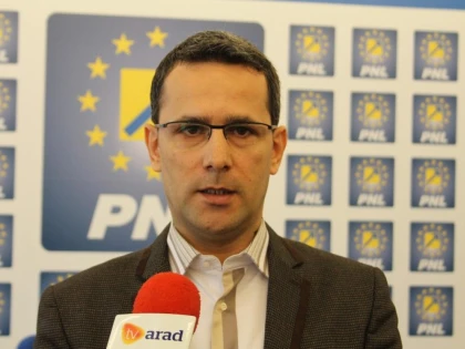 ADRIAN TOLEA: "IN TIMP CE GUVERNUL PSD E PREOCUPAT CU CHESTIUNI POLITICE, PNL SE PREGATESTE DE GUVERNARE"