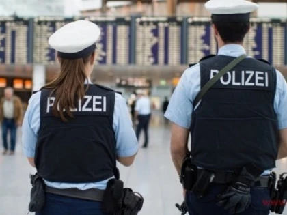 Aeroportul din Hamburg rămâne blocat în timp ce 'criza ostaticilor' continuă
