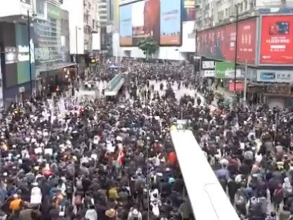 Alegerile legislative din Hong Kong ar putea fi amânate cu un an