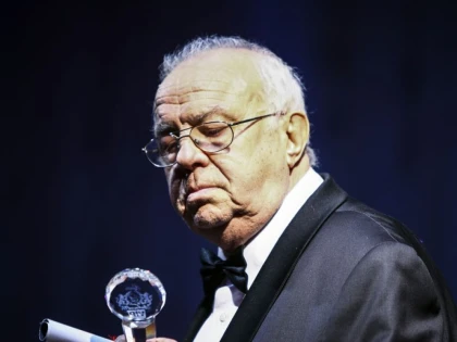 Alexandru Arșinel, internat de urgență