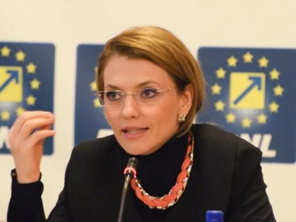 Alina Gorghiu și-a dat demisia de la șefia PNL