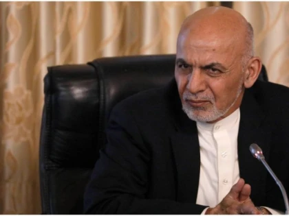 Ambasada Rusiei susține că președintele afgan ar fi fugit din Kabul cu un elicopter plin cu bani