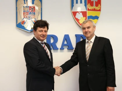 Ambasadorul Belarusului, în vizită la Arad