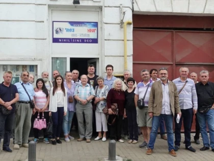 ”Amicii Regelui Mihai” din Arad, la capăt de drum. După aproape trei decenii de activitate, asociația se desființează