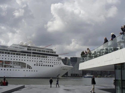 Amsterdamul interzice navele de croazieră pentru a combate turismul de masă