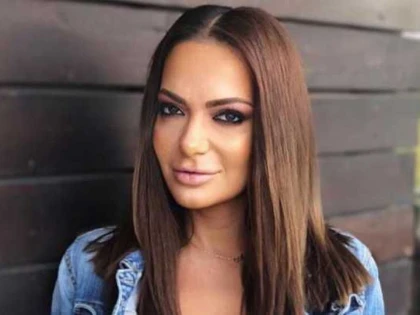 Andreea Antonescu a fost amendată cu 4.000 de lei după un apel fals la 112