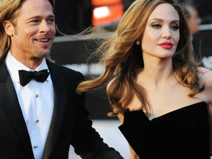 Angelina Jolie și Brad Pitt au divorțat oficial