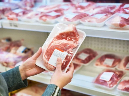 ANPC, avertisment pentru români înainte de Sărbători. La ce trebuie să fim atenți când cumpărăm carne