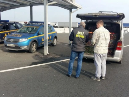 Antifrauda a descins în vămile Nădlac și Cenad