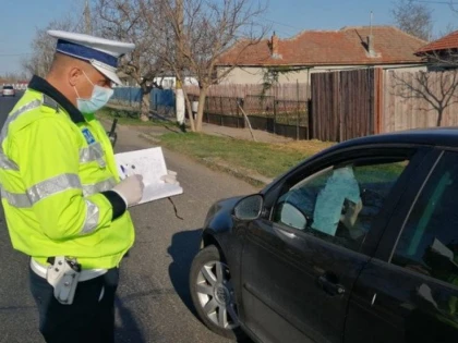 Aproape 3.000 de persoane verificate pentru nerespectarea normelor Covid
